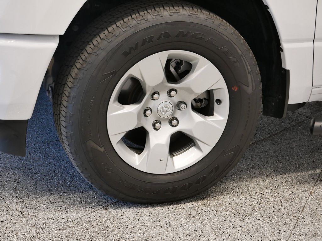 Thumbnail: 2024 RAM 1500 - 7