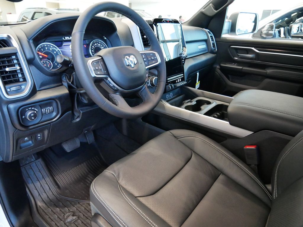 Thumbnail: 2026 RAM 1500 - 2