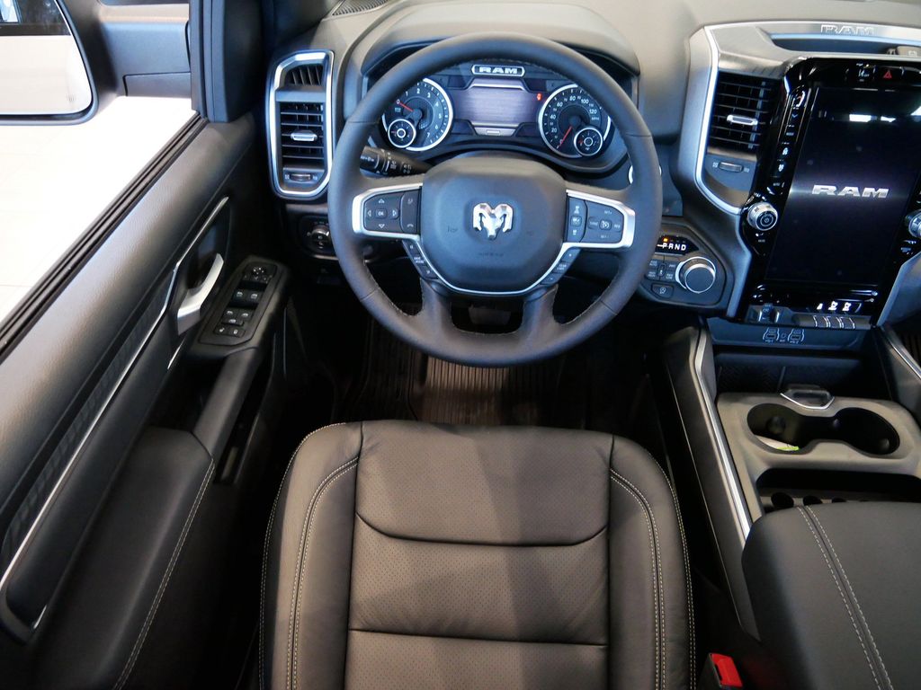 Thumbnail: 2026 RAM 1500 - 7