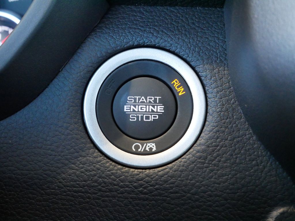 Thumbnail: 2026 RAM 1500 - 38