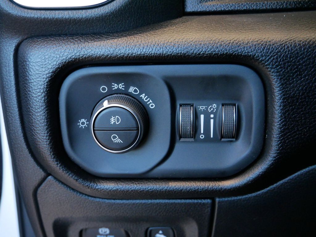 Thumbnail: 2026 RAM 1500 - 24