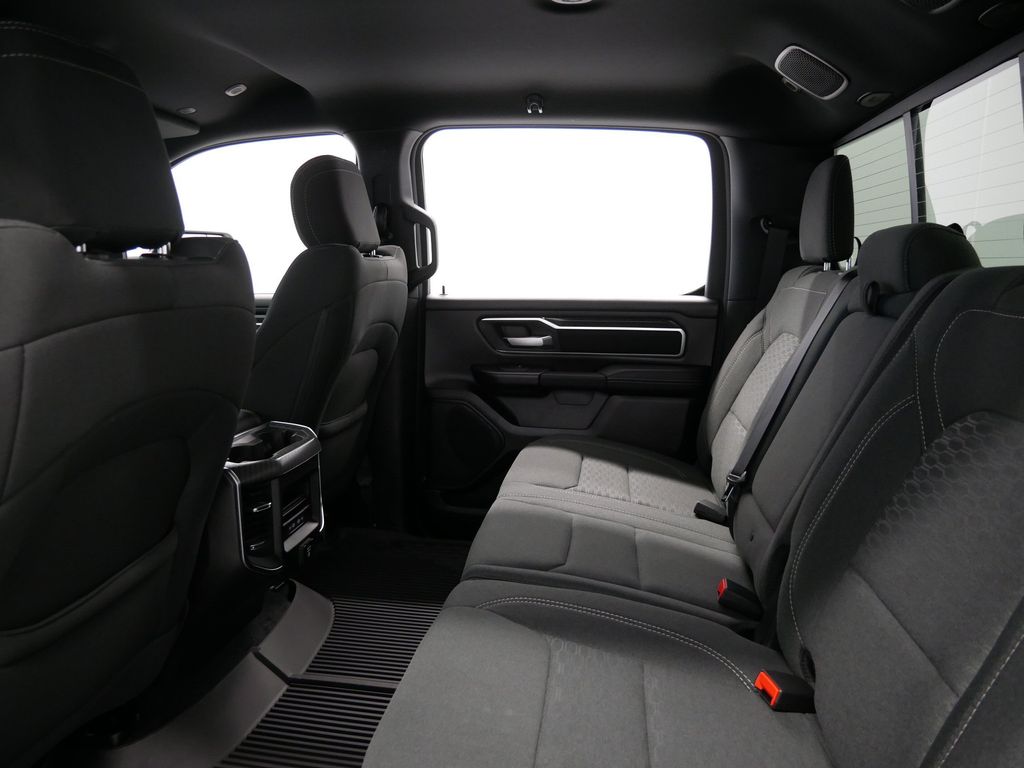 Thumbnail: 2026 RAM 1500 - 9