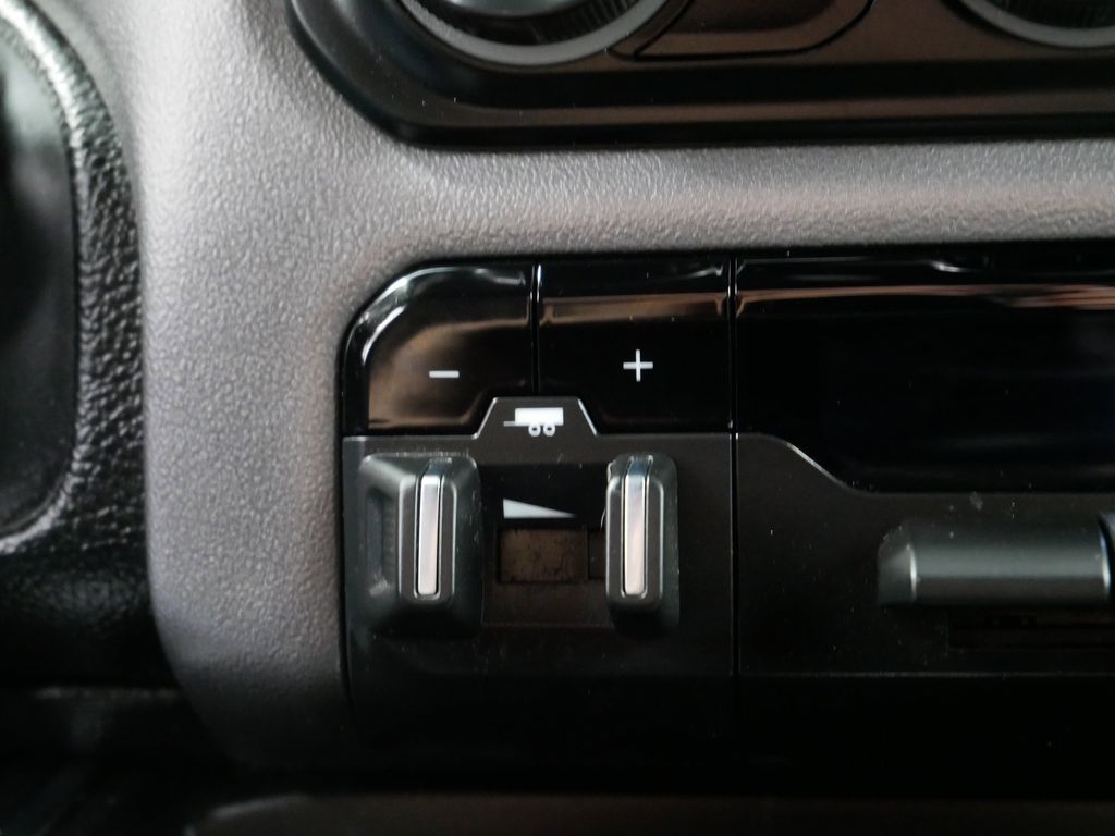 2019 RAM 1500 Big Horn 38