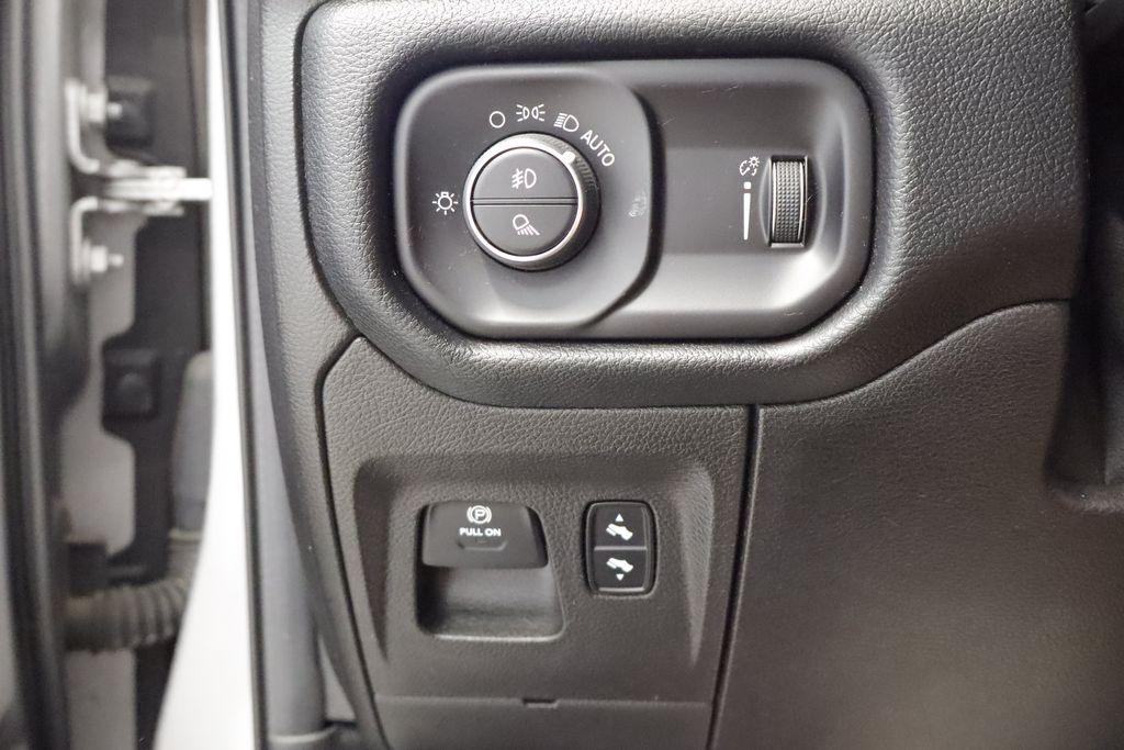 Thumbnail: 2020 RAM 1500 - 21