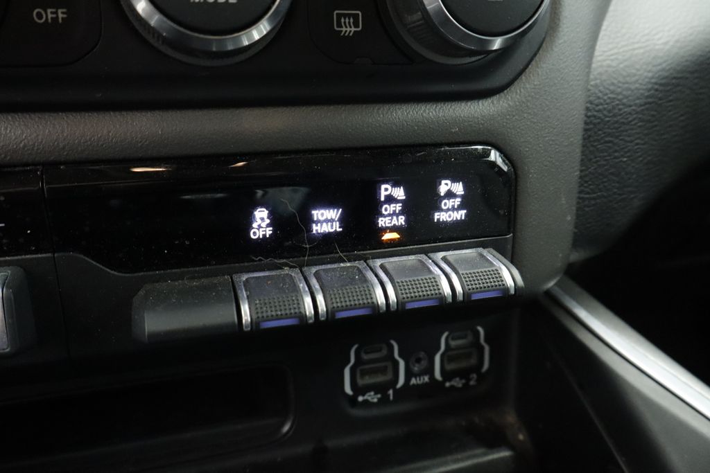 Thumbnail: 2020 RAM 1500 - 33