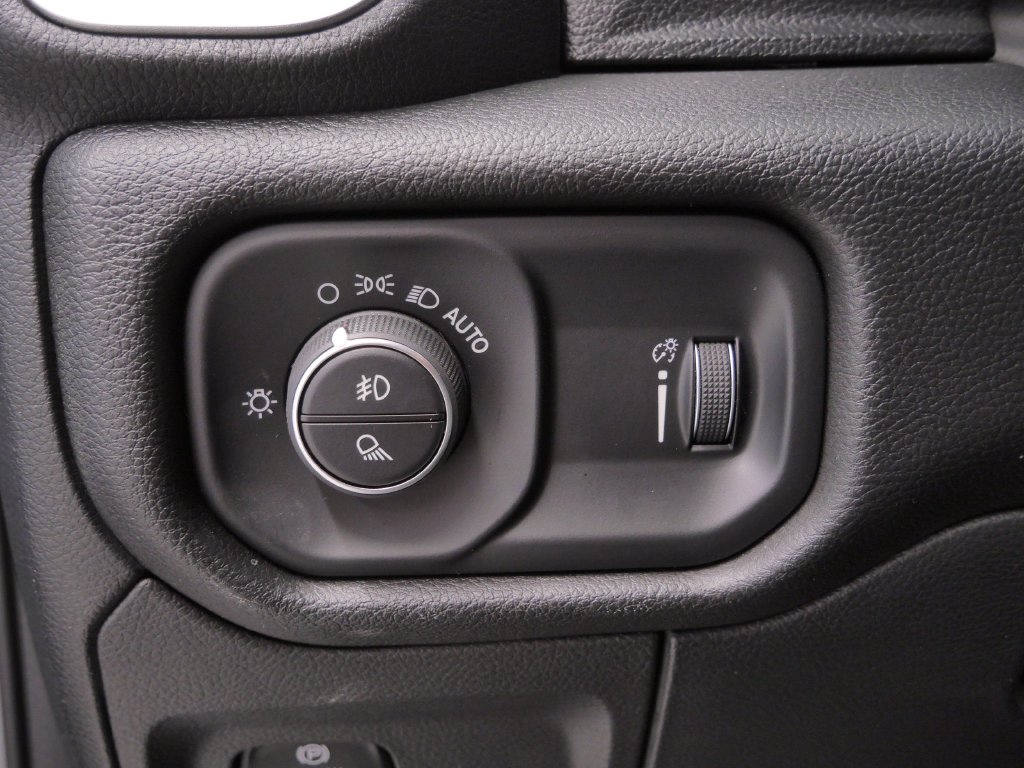 Thumbnail: 2023 RAM 1500 - 18