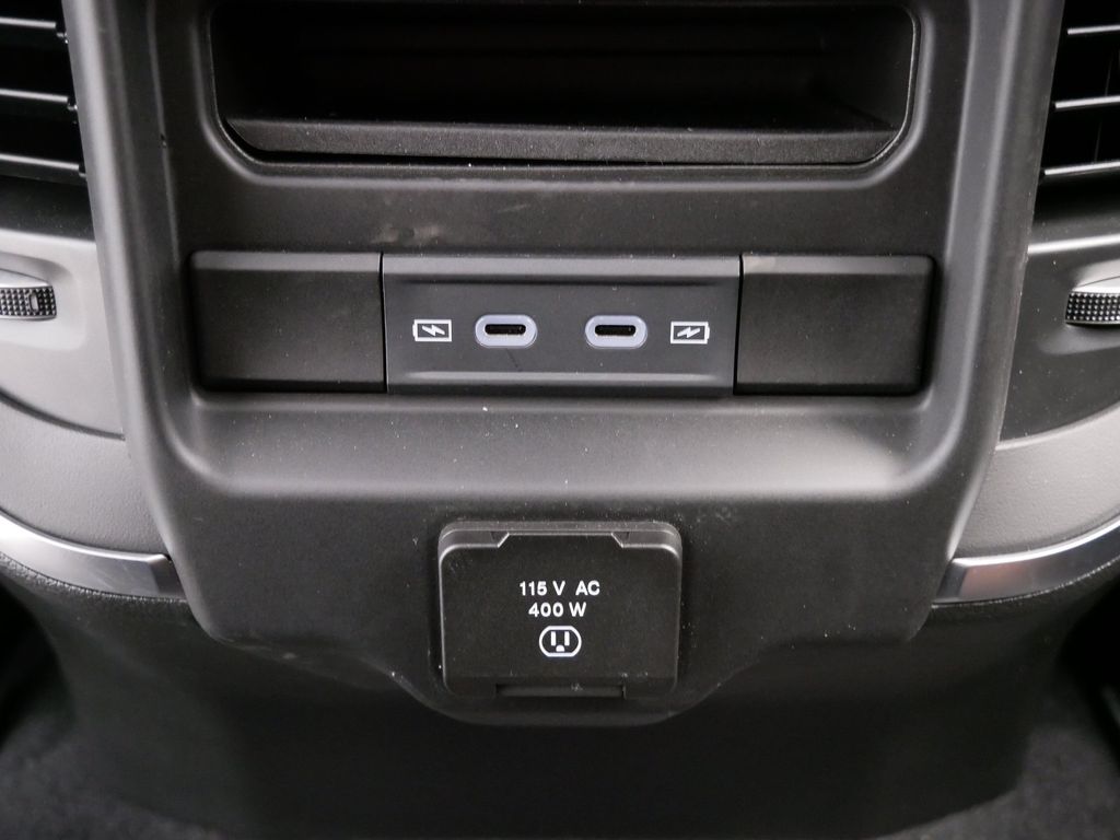 Thumbnail: 2026 RAM 1500 - 19