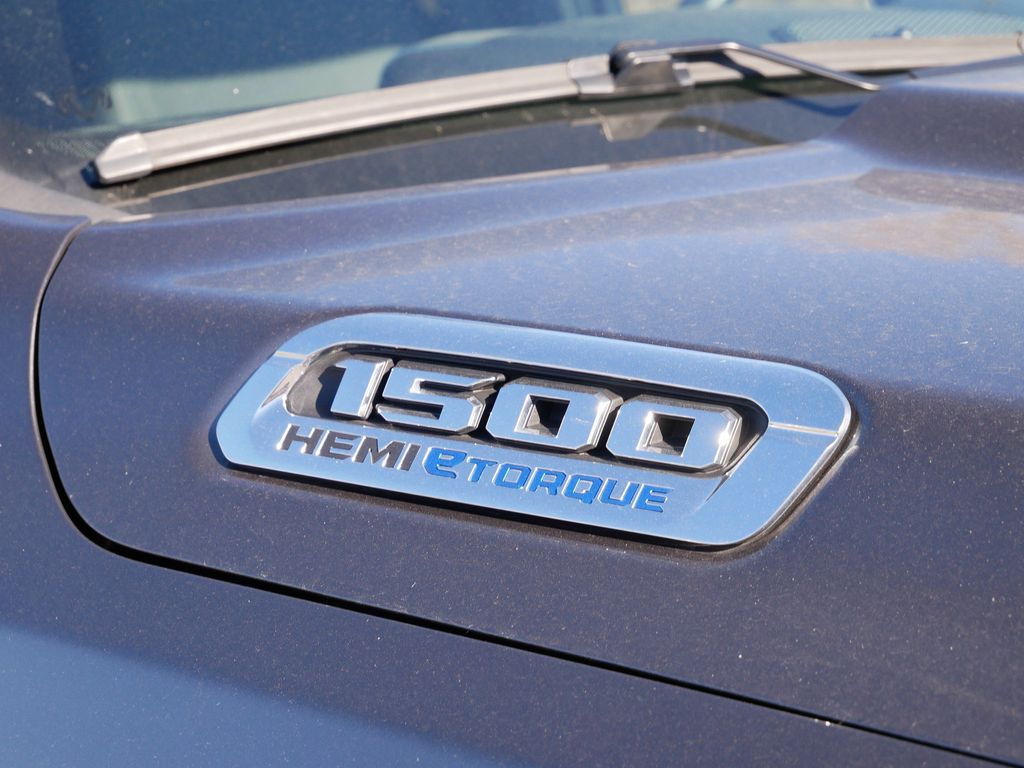 Thumbnail: 2021 RAM 1500 - 21