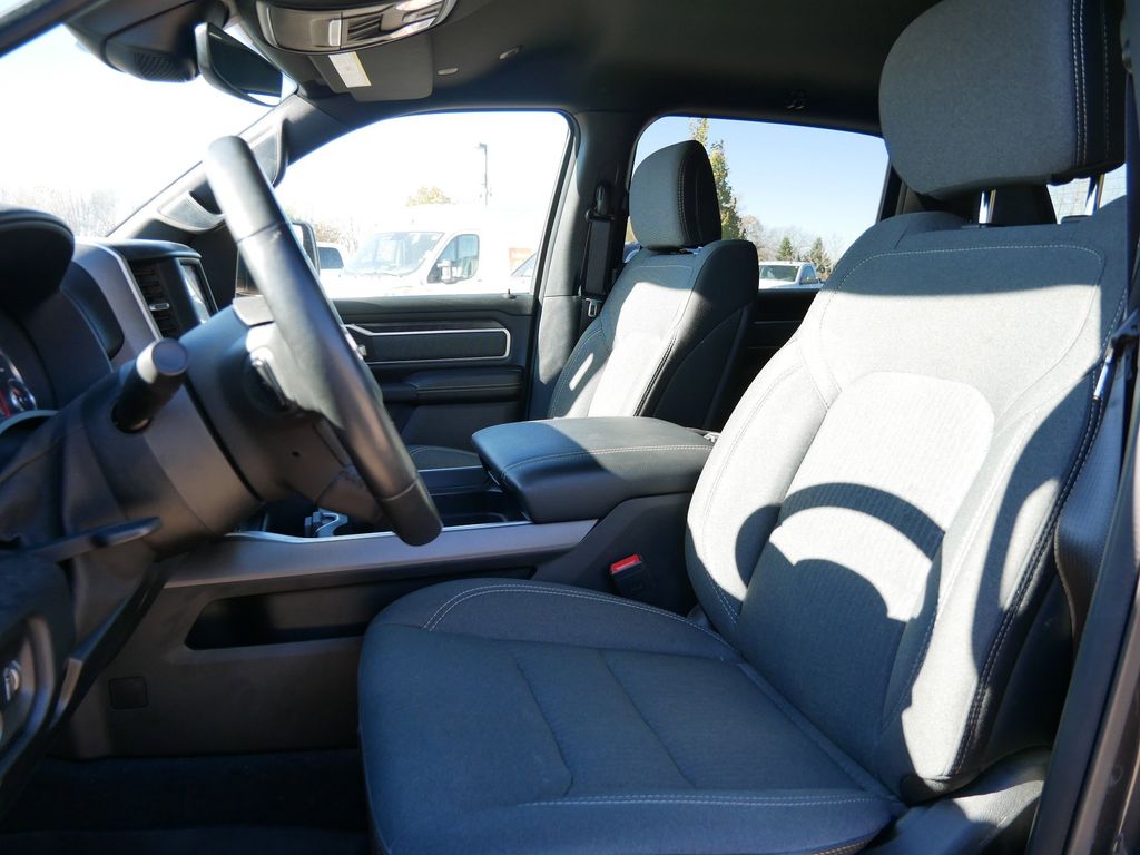 Thumbnail: 2021 RAM 1500 - 10