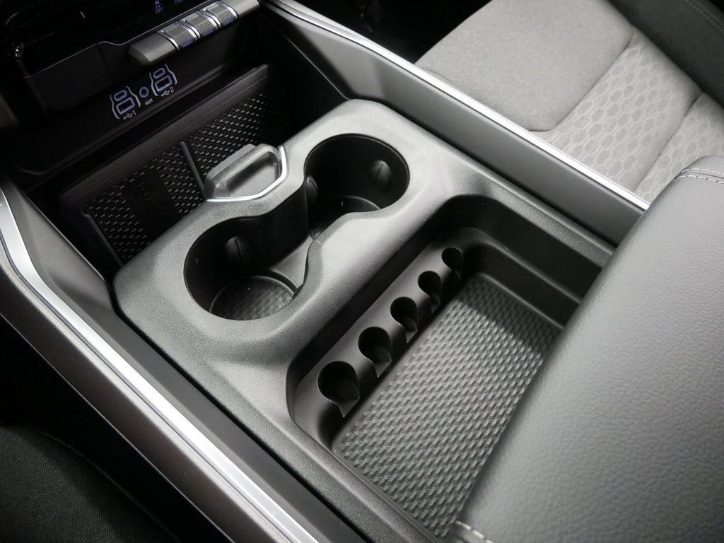 Thumbnail: 2026 RAM 1500 - 12