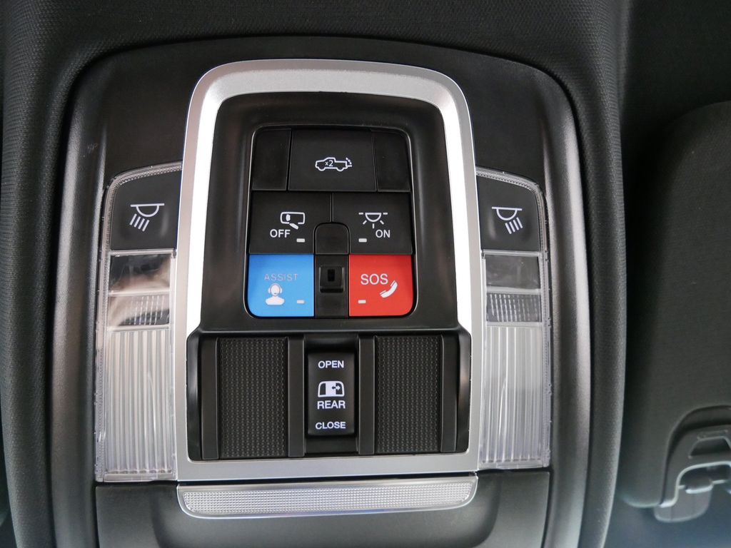 Thumbnail: 2026 RAM 1500 - 26