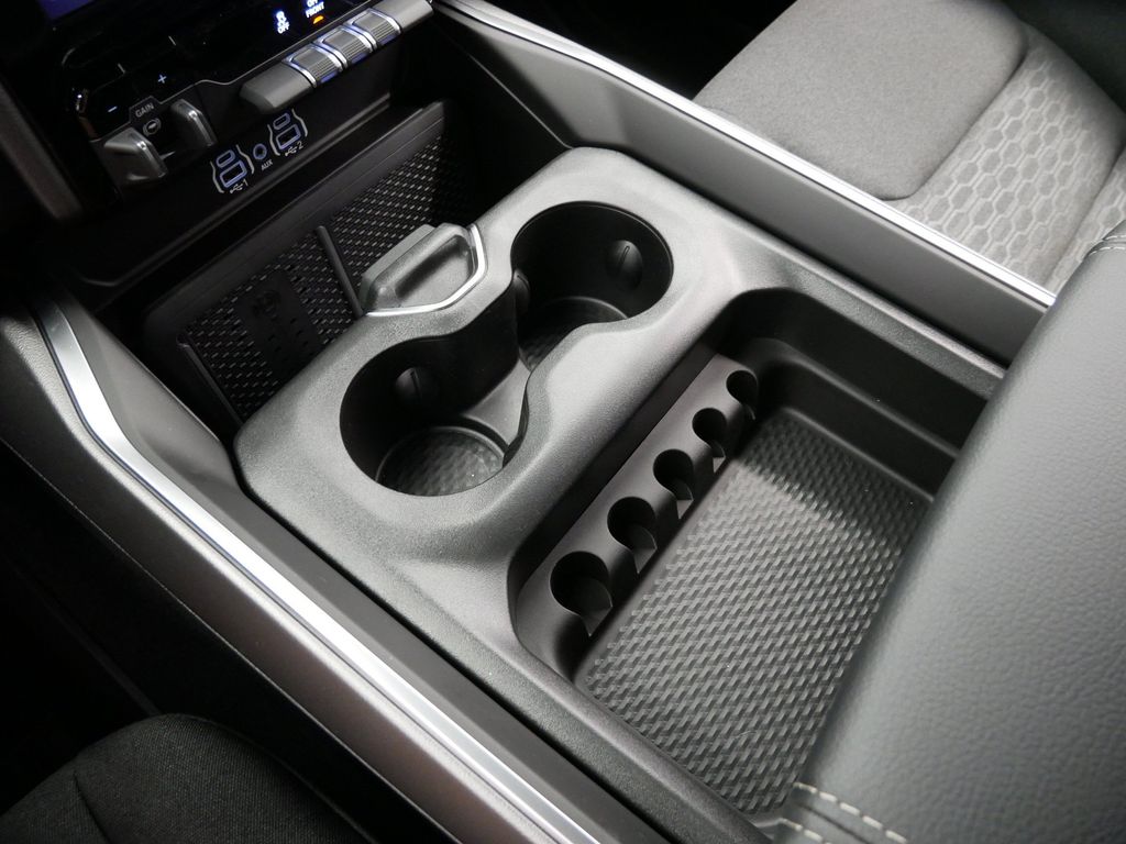 Thumbnail: 2026 RAM 1500 - 12