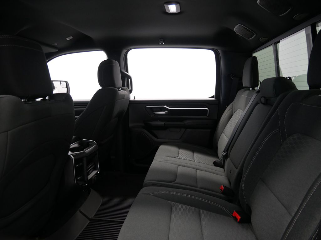Thumbnail: 2026 RAM 1500 - 10