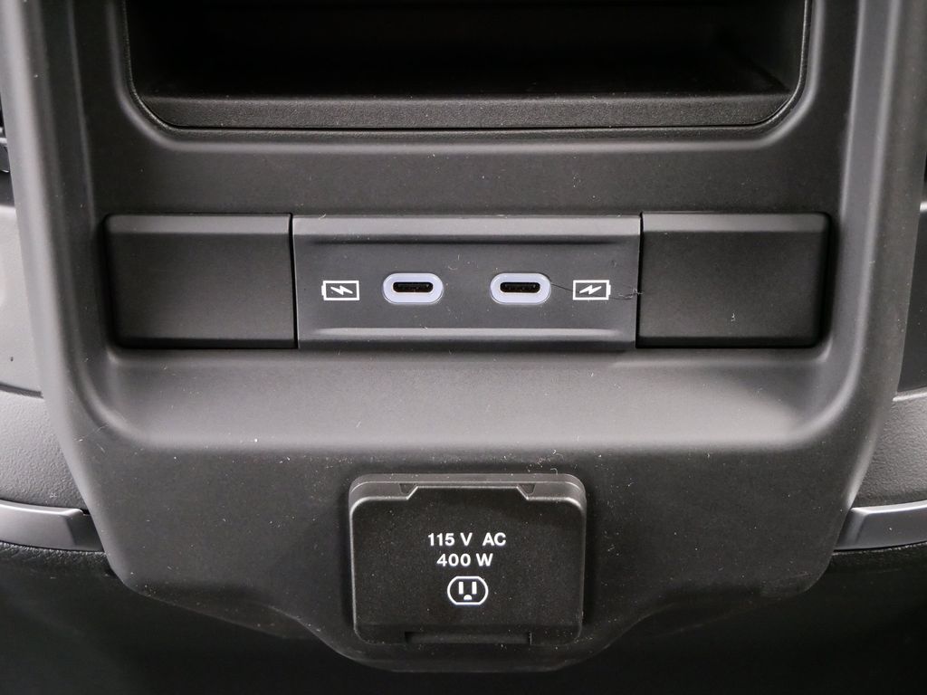 Thumbnail: 2026 RAM 1500 - 18