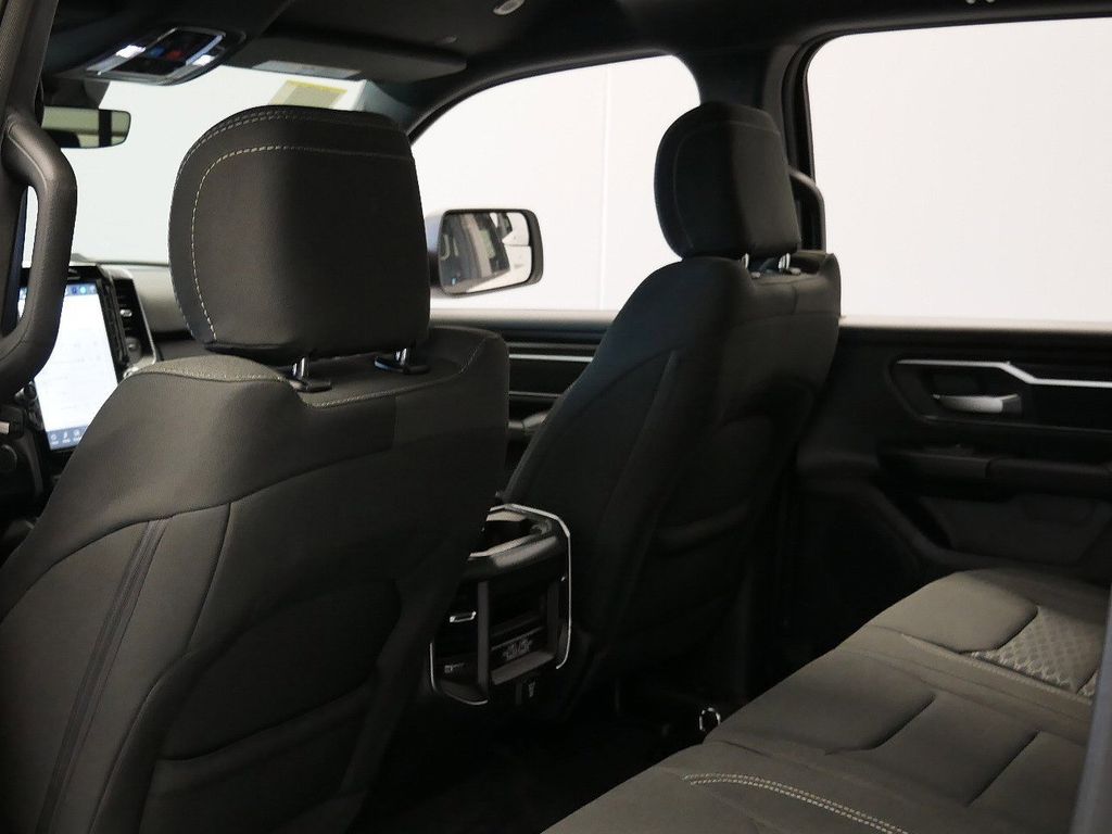 Thumbnail: 2026 RAM 1500 - 10