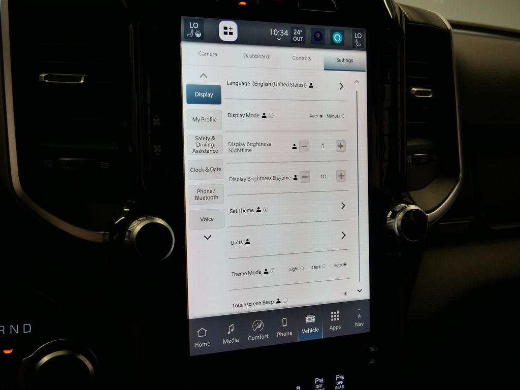 Thumbnail: 2026 RAM 1500 - 13