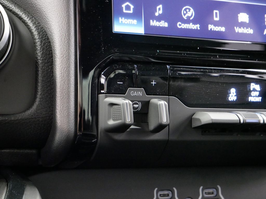 Thumbnail: 2026 RAM 1500 - 44