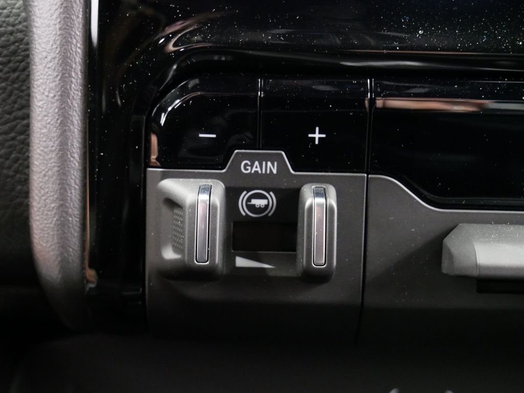 Thumbnail: 2026 RAM 1500 - 11