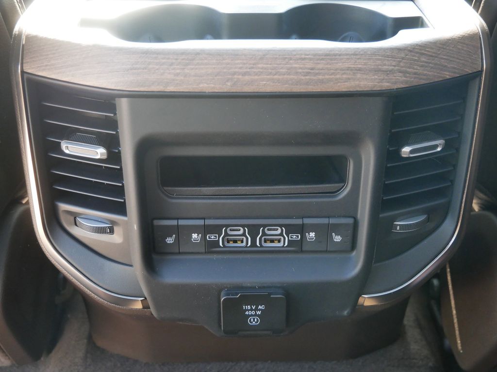 Thumbnail: 2025 RAM 1500 - 29