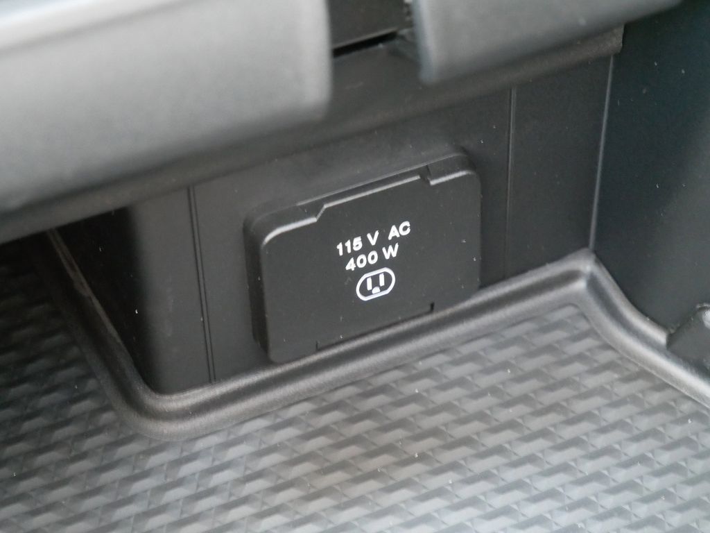 Thumbnail: 2025 RAM 1500 - 48