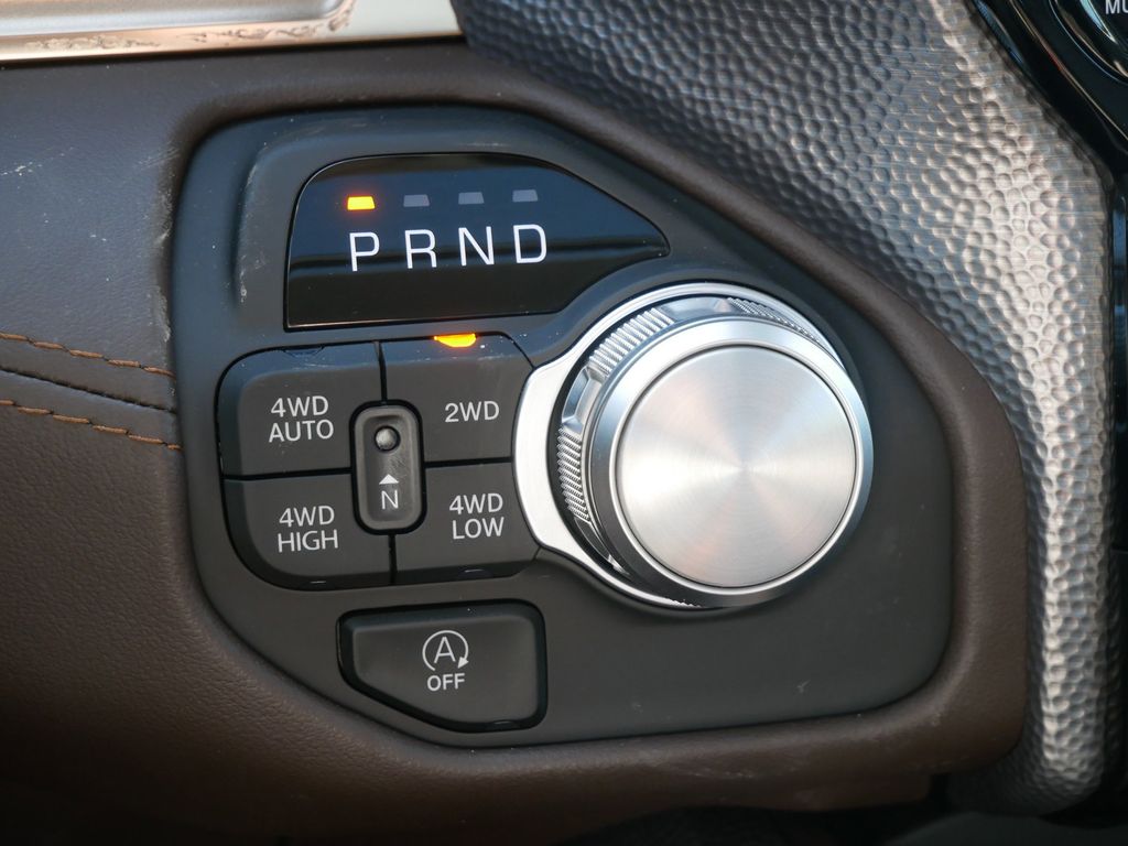 Thumbnail: 2025 RAM 1500 - 14