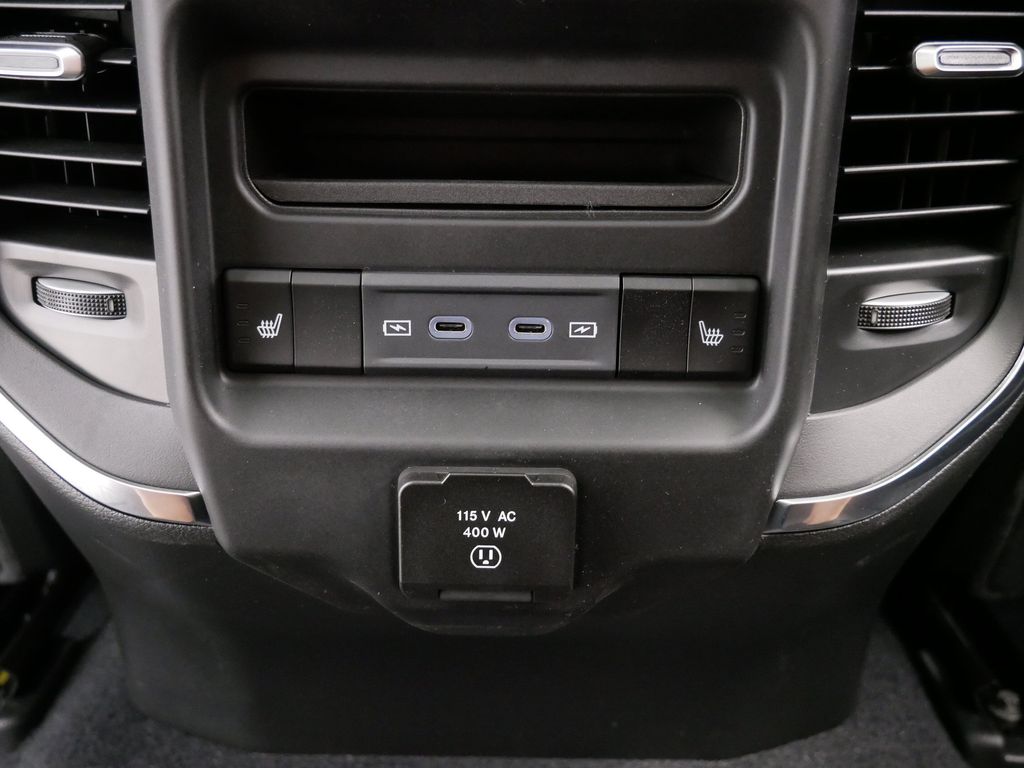 Thumbnail: 2026 RAM 1500 - 18