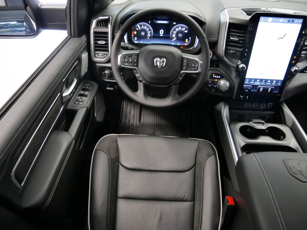 Thumbnail: 2026 RAM 1500 - 9