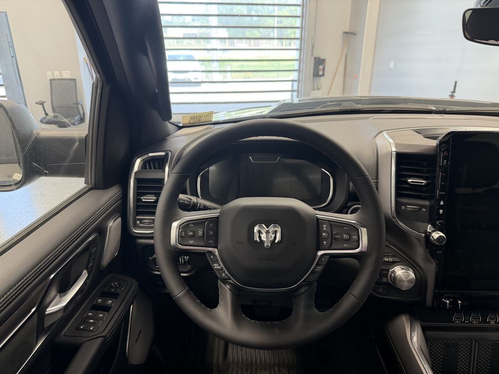 Thumbnail: 2026 RAM 1500 - 9