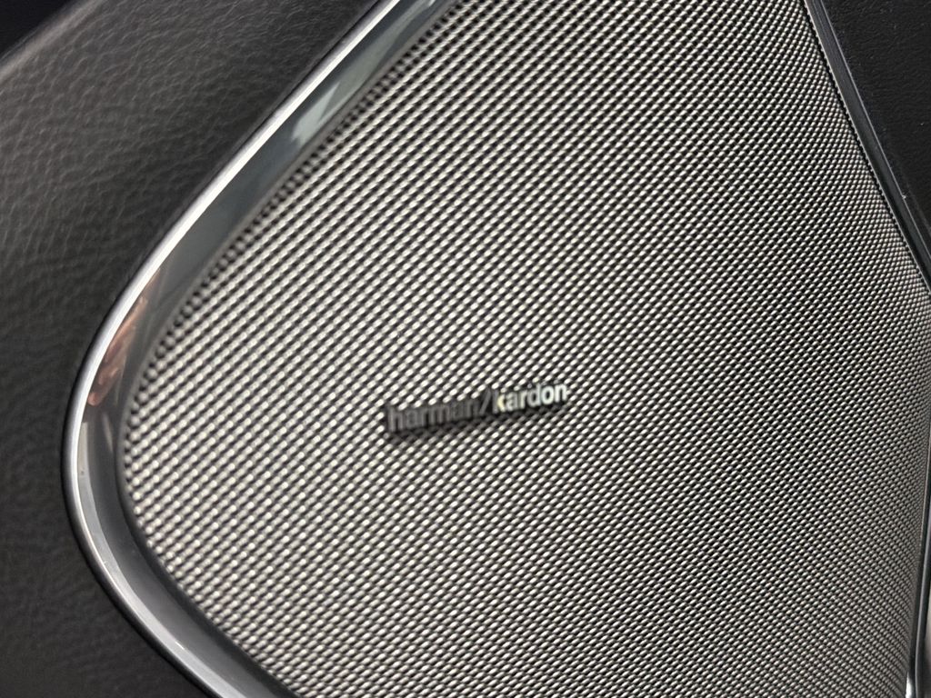 Thumbnail: 2026 RAM 1500 - 8