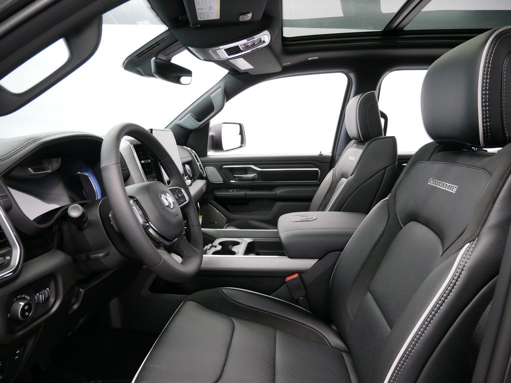 Thumbnail: 2026 RAM 1500 - 8