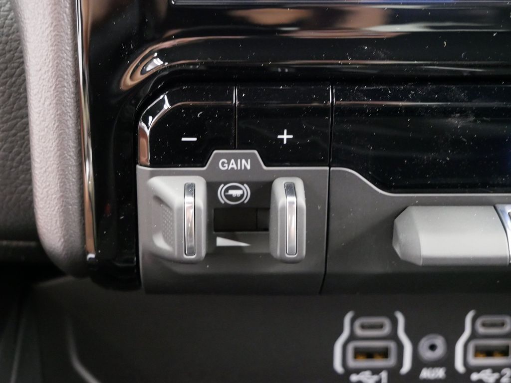 Thumbnail: 2026 RAM 1500 - 23