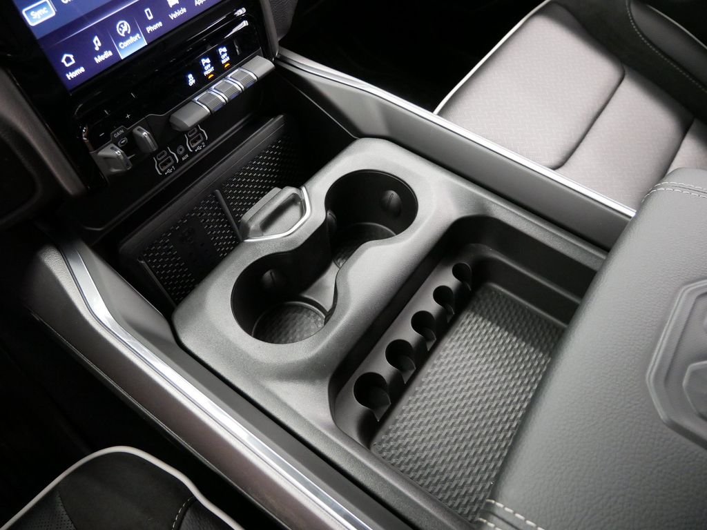 Thumbnail: 2026 RAM 1500 - 11