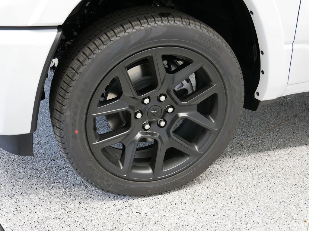 Thumbnail: 2026 RAM 1500 - 8