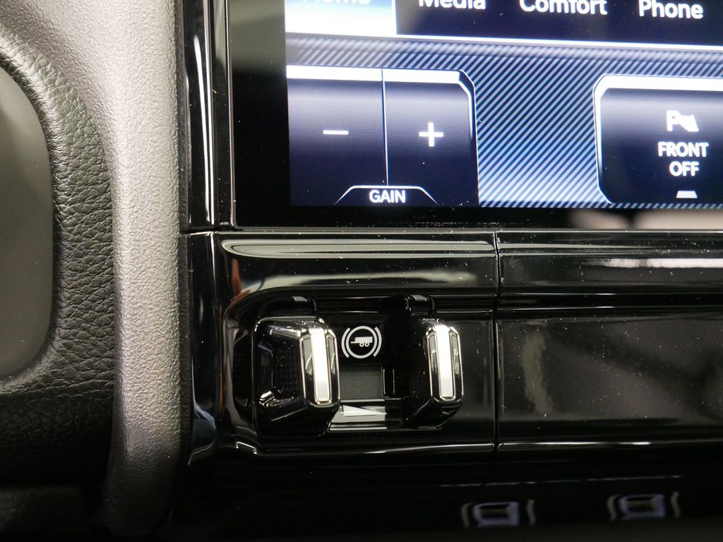 Thumbnail: 2026 RAM 1500 - 35