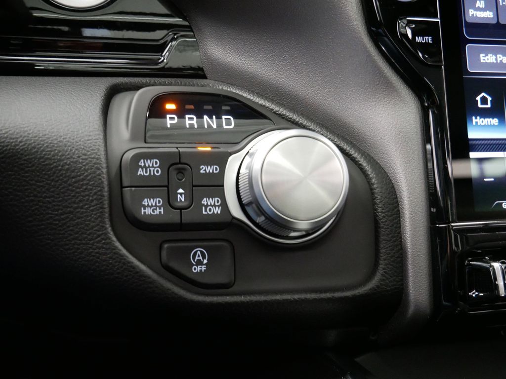 Thumbnail: 2026 RAM 1500 - 33