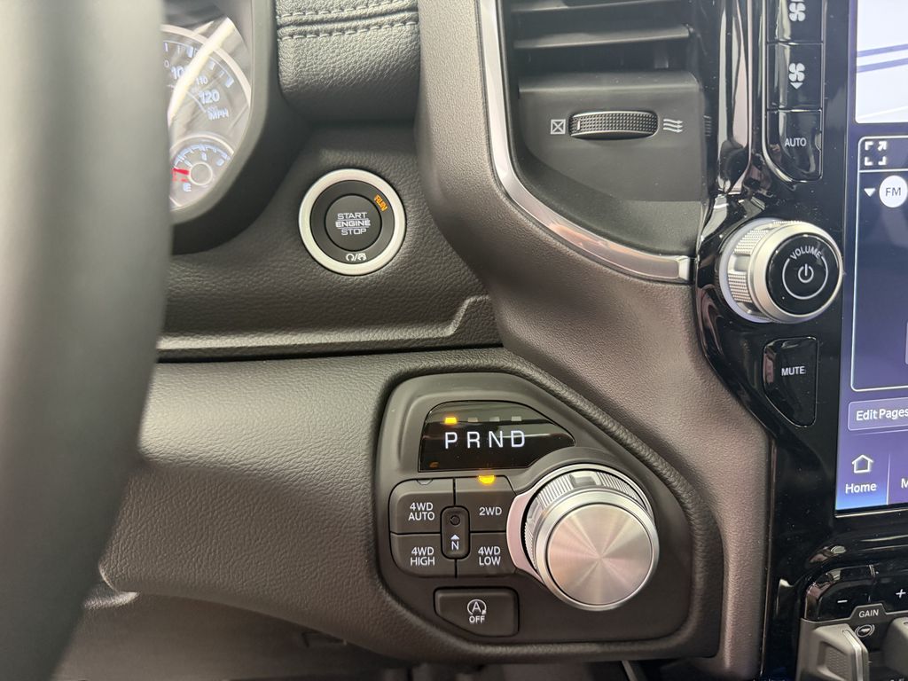 Thumbnail: 2026 RAM 1500 - 26
