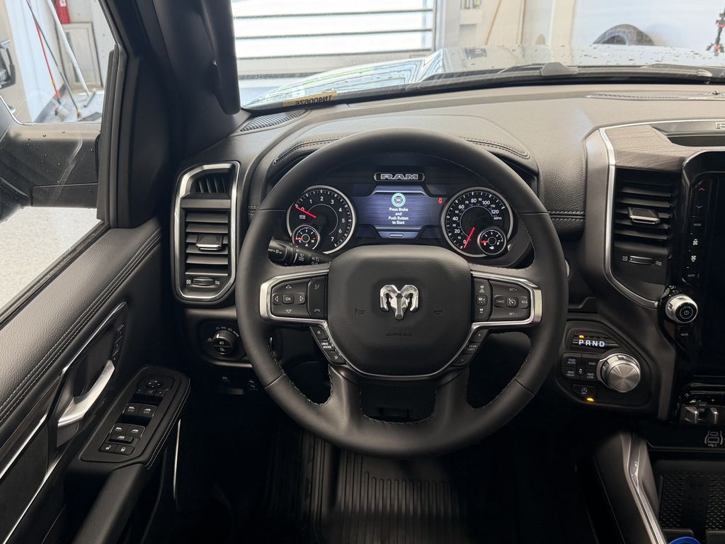 Thumbnail: 2026 RAM 1500 - 9