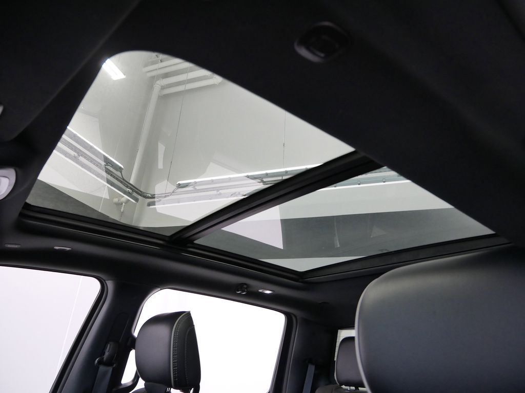 Thumbnail: 2024 RAM 1500 - 17