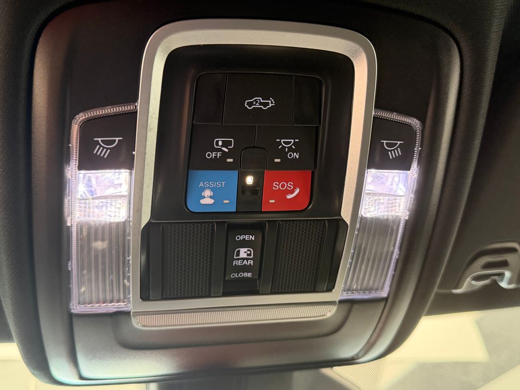 Thumbnail: 2026 RAM 1500 - 38