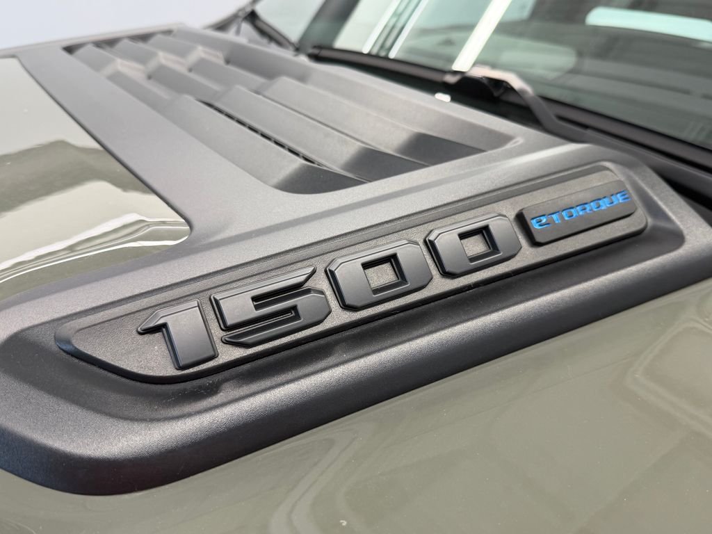 Thumbnail: 2026 RAM 1500 - 7