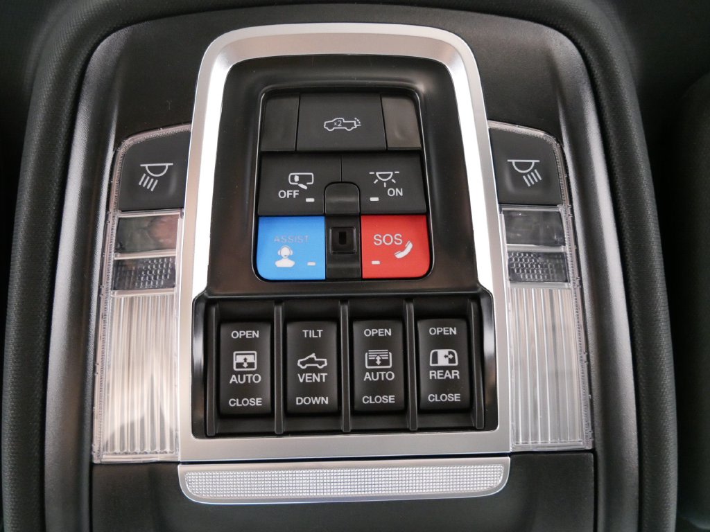 Thumbnail: 2026 RAM 1500 - 26