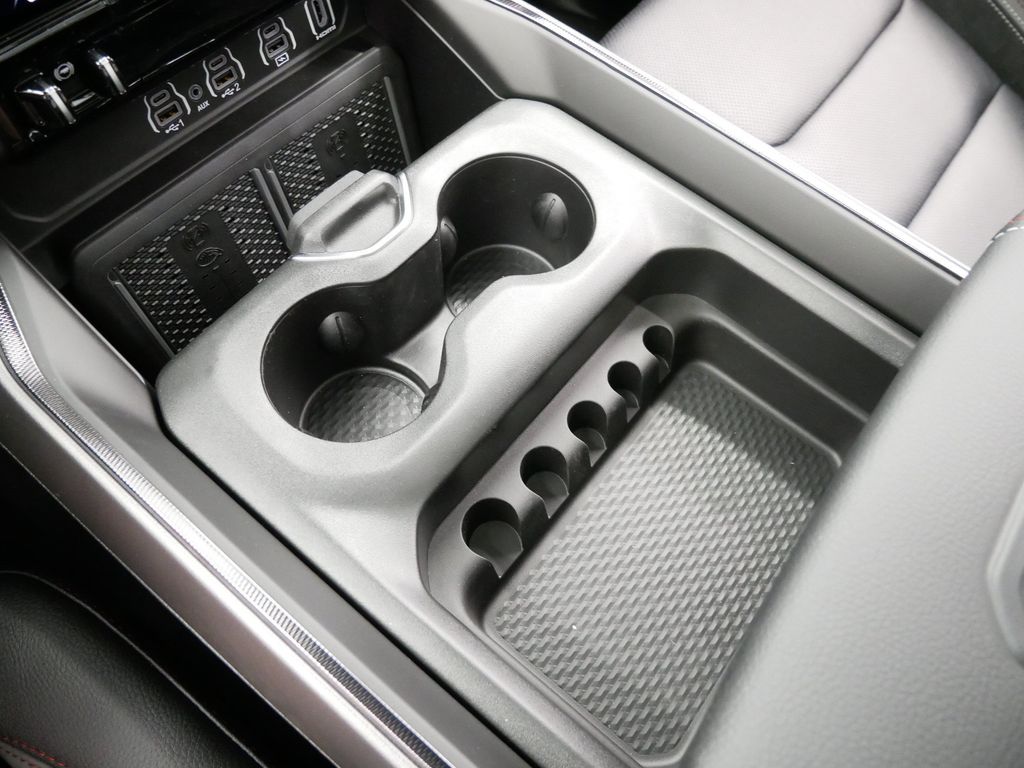 Thumbnail: 2026 RAM 1500 - 12