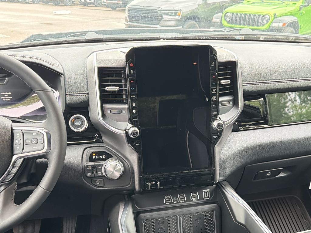 Thumbnail: 2026 RAM 1500 - 11