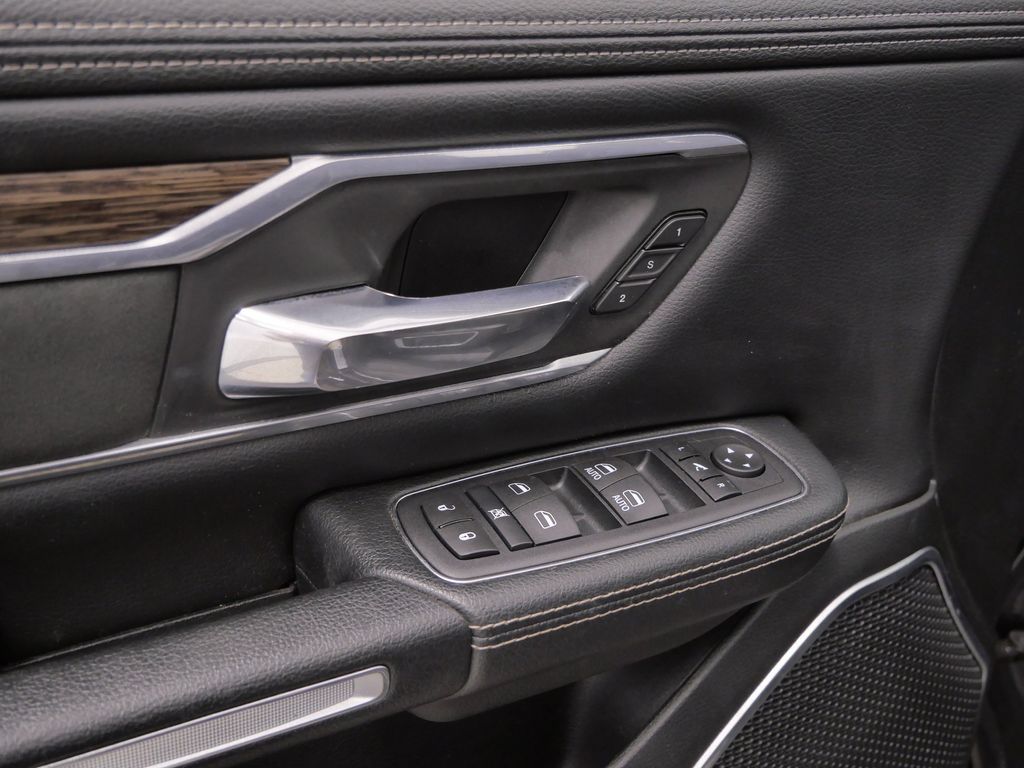 Thumbnail: 2019 RAM 1500 - 17