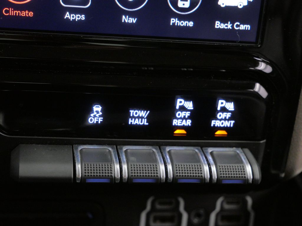 Thumbnail: 2019 RAM 1500 - 25