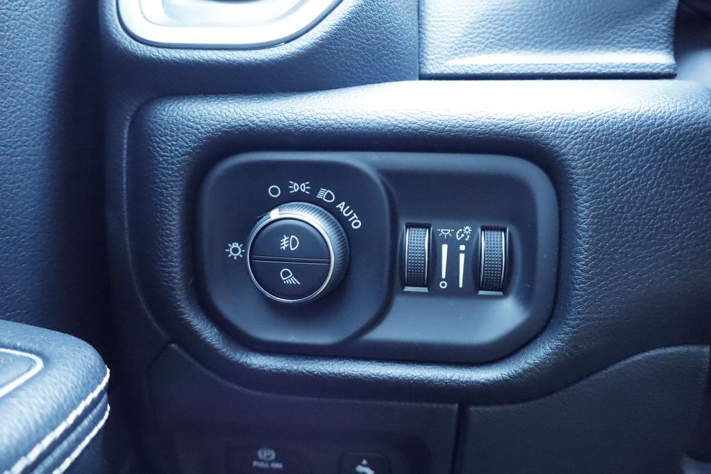 Thumbnail: 2023 RAM 1500 - 22