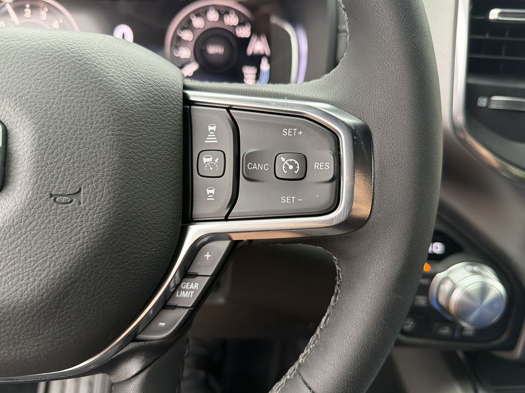 Thumbnail: 2026 RAM 1500 - 31