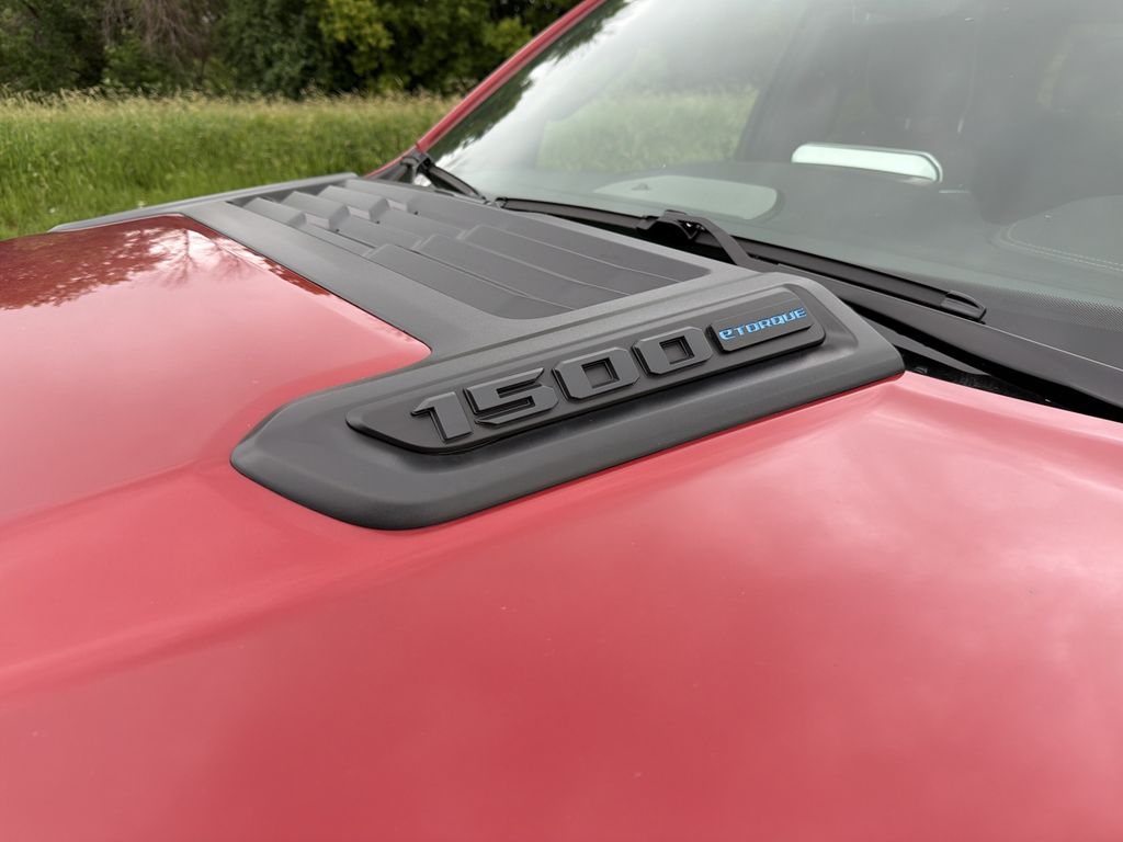 Thumbnail: 2026 RAM 1500 - 7