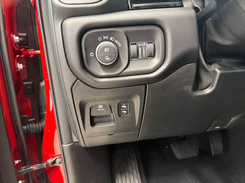 Thumbnail: 2026 RAM 1500 - 30