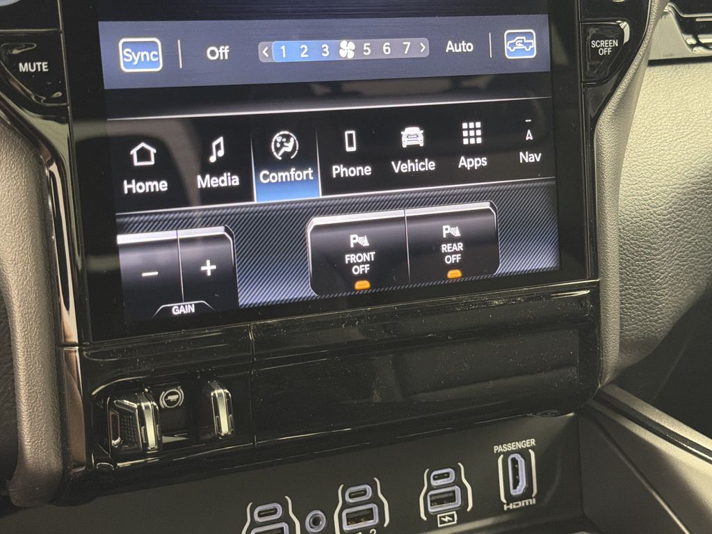 Thumbnail: 2026 RAM 1500 - 35